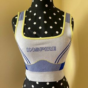 EUC sports bra & leggings. Like new. 🔝 & 👖